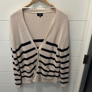 Line Cardigan